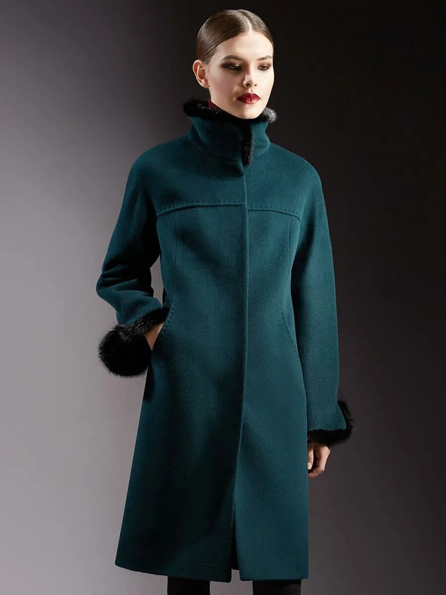 Женское пальто с воротником купить. Пальто pompa пальто 2020. Pompa пальто зеленое. Pompa пальто зима. Pompa пальто женское.