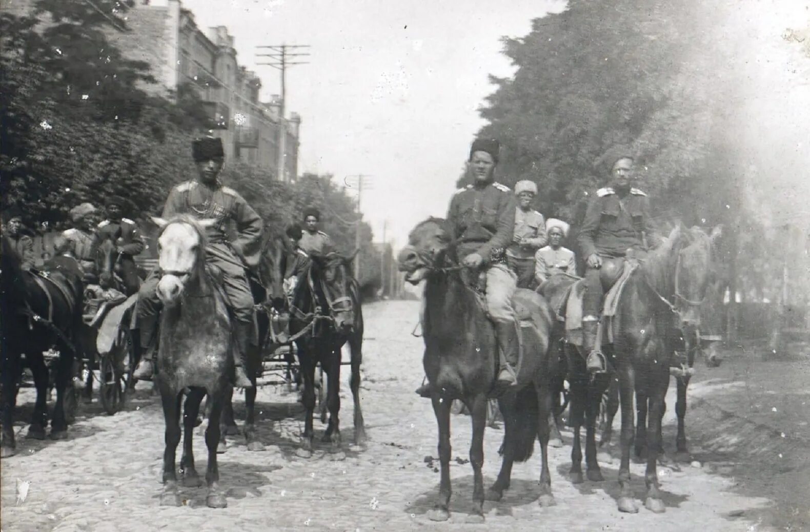 Взятие казани красной армией 1918. Первая конная армия буденного. Егорлыкская битва гражданской войны. Белогвардейские войска под командованием. Второй кубанский поход добровольческой армии.