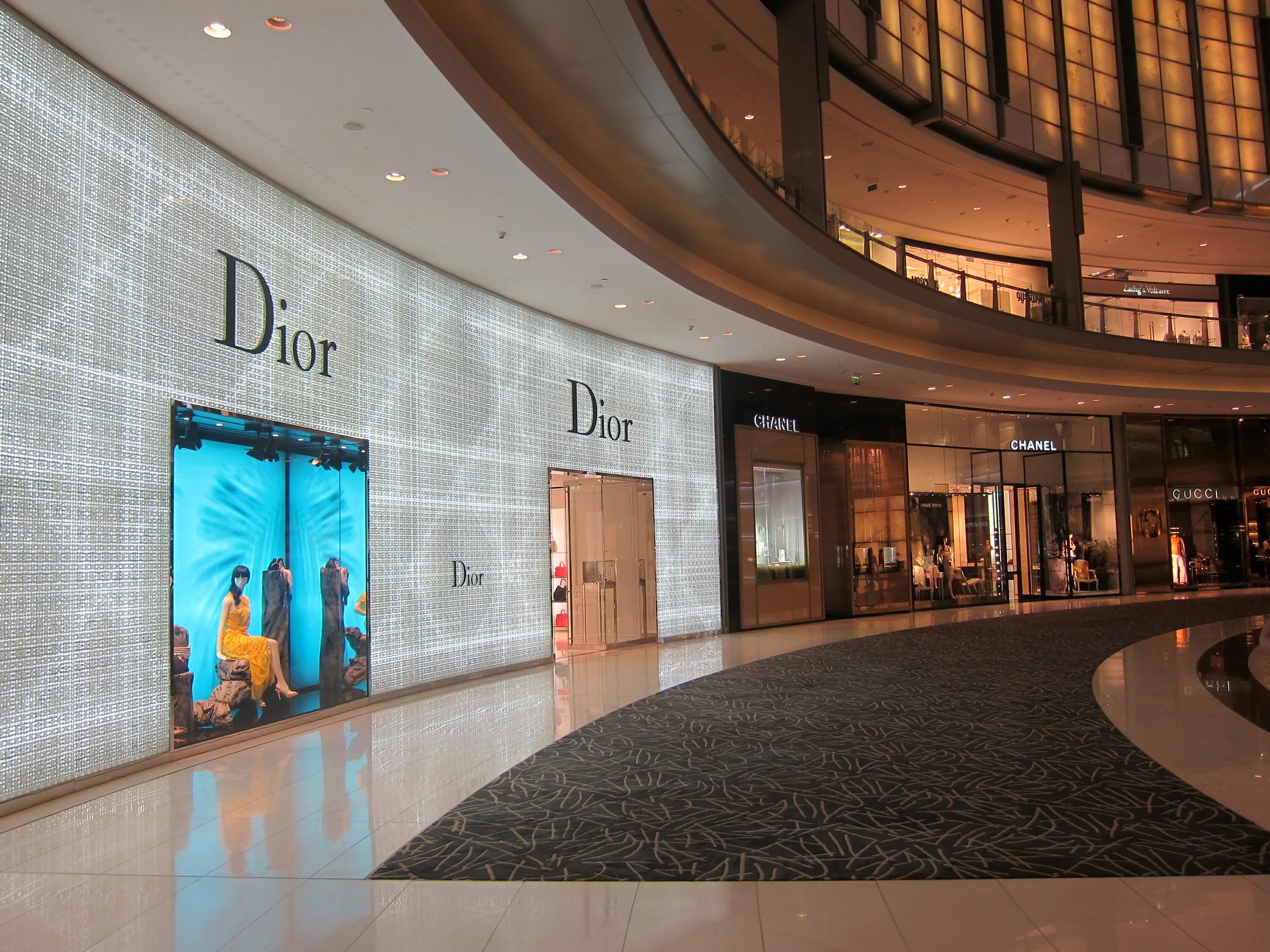 Дубай молл список магазинов. Дубай Молл (Dubai Mall). ТРЦ Дубай Молл. ТЦ В Дубае Дубай Молл. Bloomingdales в Дубай Молл.