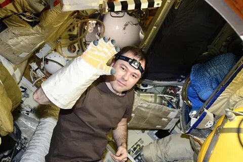 Космонавты роскосмоса