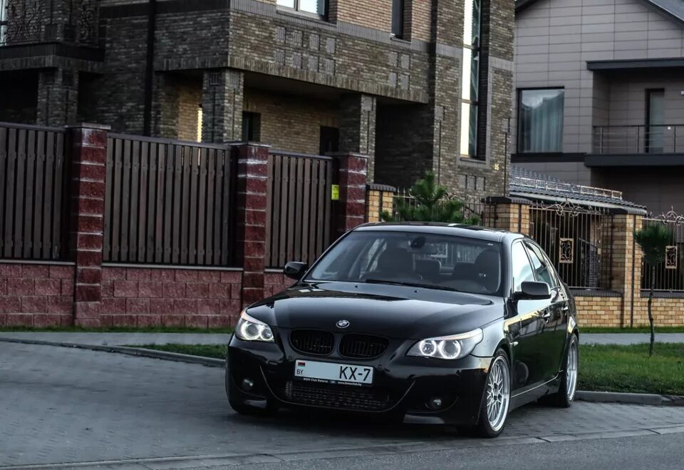 BMW Series e60. БМВ 5 е60. БМВ лиса е60. 5 series e60