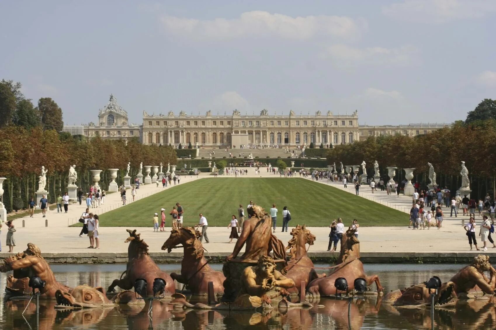 Версальский дворец Версаль Франция. Дворцово парковый ансамбль Версаль в Париже. Достопримечательности Франции Версальский дворец. Время версаль