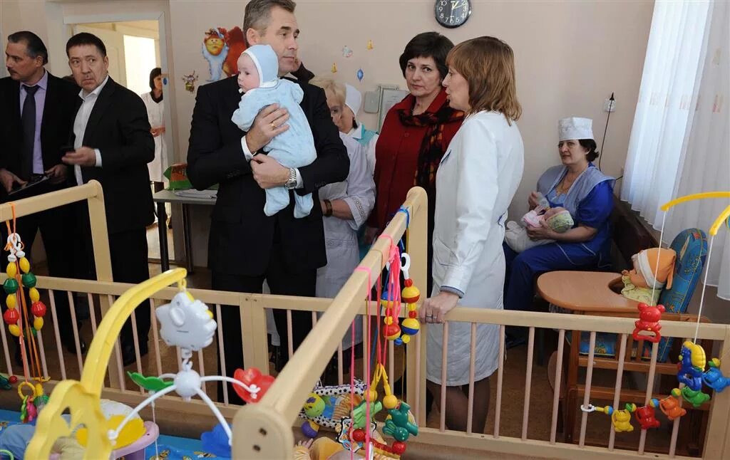 в михайловке волгоградской области детский дом малютка. волгоград дом малютки дети. дом для детей. детский дом волгоградской области малютка. детский дом малютка волгоград.