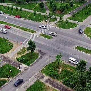 Перекресток прилегающей дороги