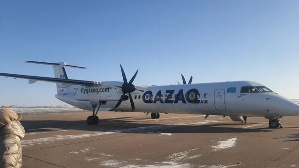 Авиакомпания qazaq. Qazaq air. новая авиакомпания. самолет iq512. рейс 11.