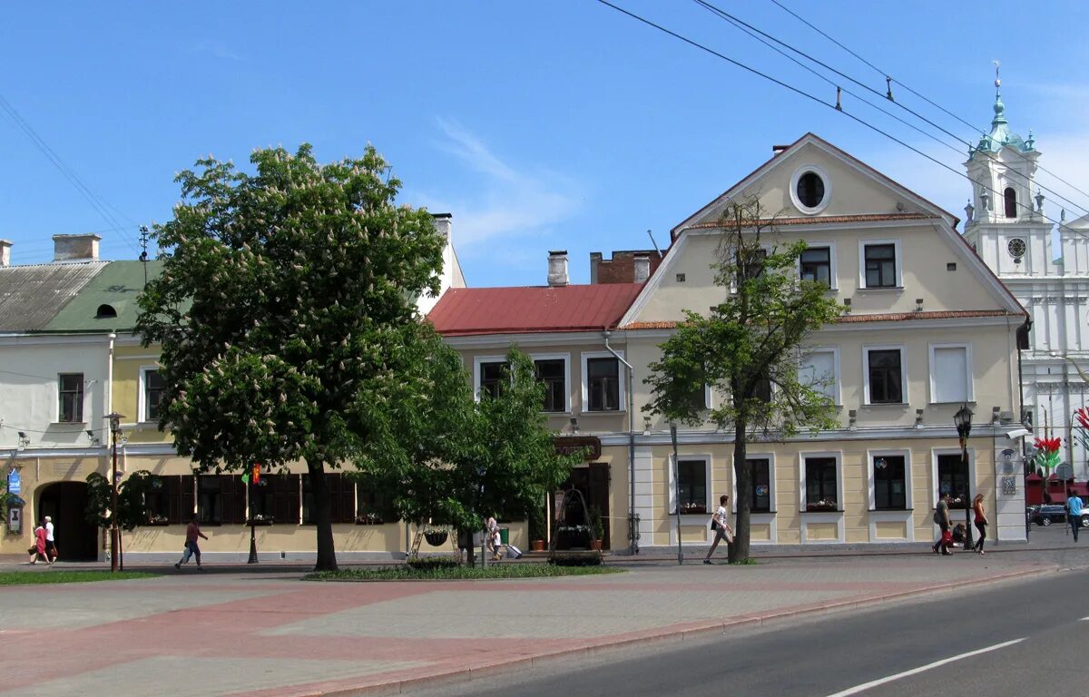 Какие улицы в гродно. Гродно Советская улица. Гродно улочки. Гродно Беларусь улица Советская. Гродно Советская ул 25.