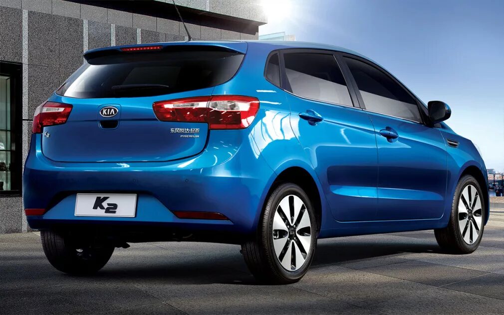 Киа Рио 2015 хэтчбек. Kia Rio 3 хэтчбек. Киа Рио 3 хэтчбек 2015. Kia Rio 2016 хэтчбек. Киа рио 3 сколько литров