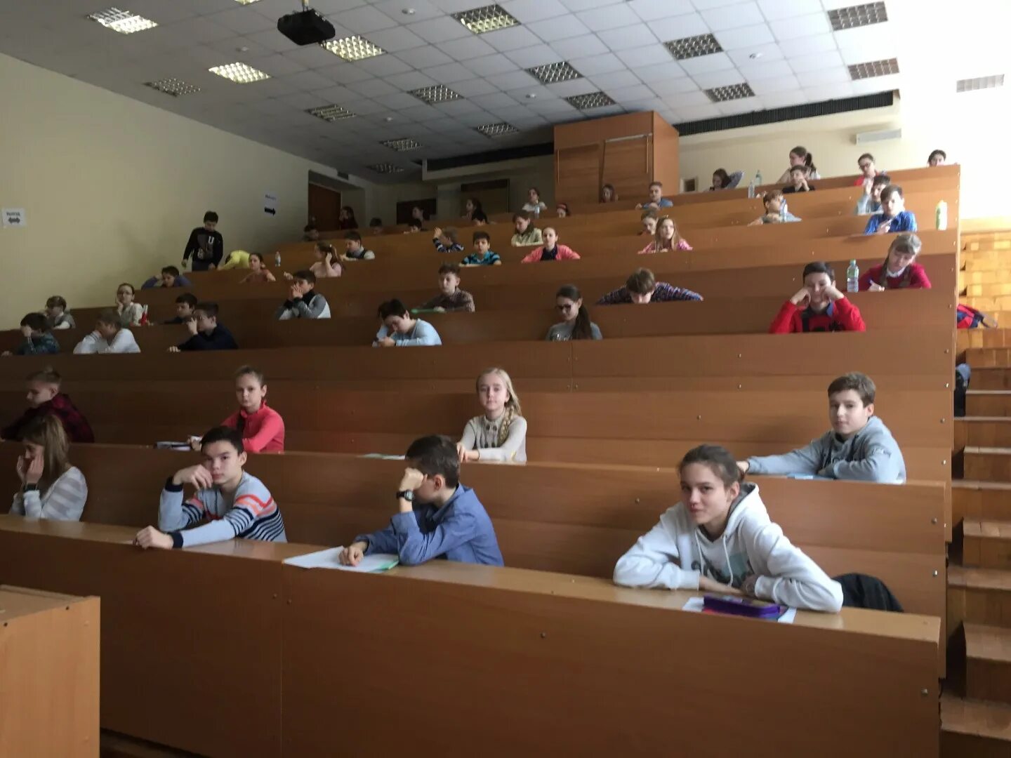 Мгу мат. Матпраздник МГУ. Математический праздник МГУ. Математический праздник в МГУ 2017. Мехмат аудитории.