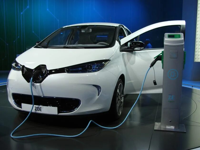 Renault Zoe. Renault Electric. Новый электромобиль Renault. Электромобиль Рено гибрид.