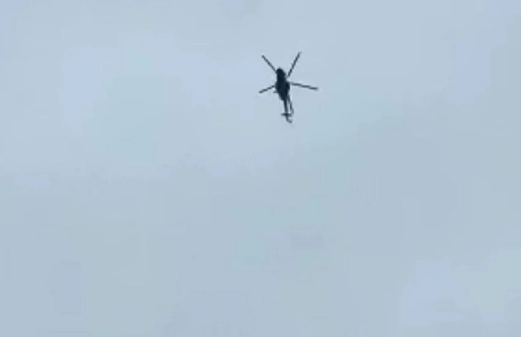 Угнали российский вертолет. Воздушные границы. русские вертолеты над украиной. вертолеты эстонии. украинский вертолет нарушил границу с россией.