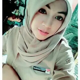 Cantik mesum
