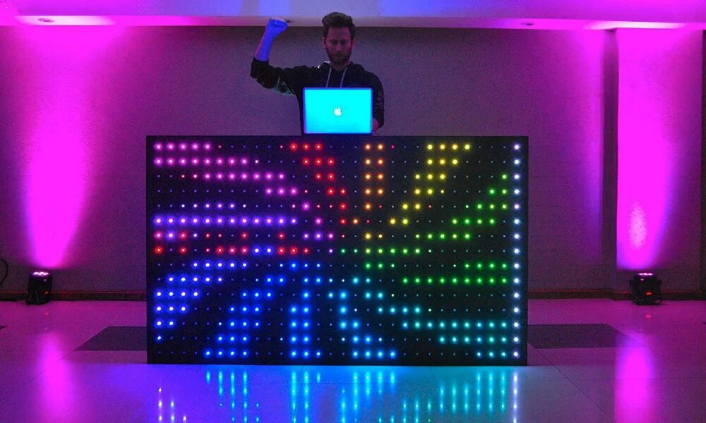 Светодиодный монитор экран. Светодиодные экраны involight led screen35. led экраны 1.5 liant. видеоэкран информационный уличный hd led tech light 8000s. видеоэкран светодиодный 83*87.