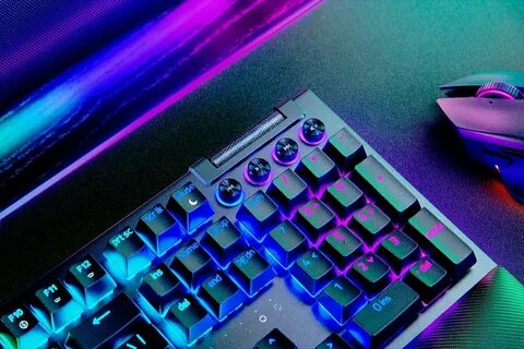 Blackwidow v4 pro