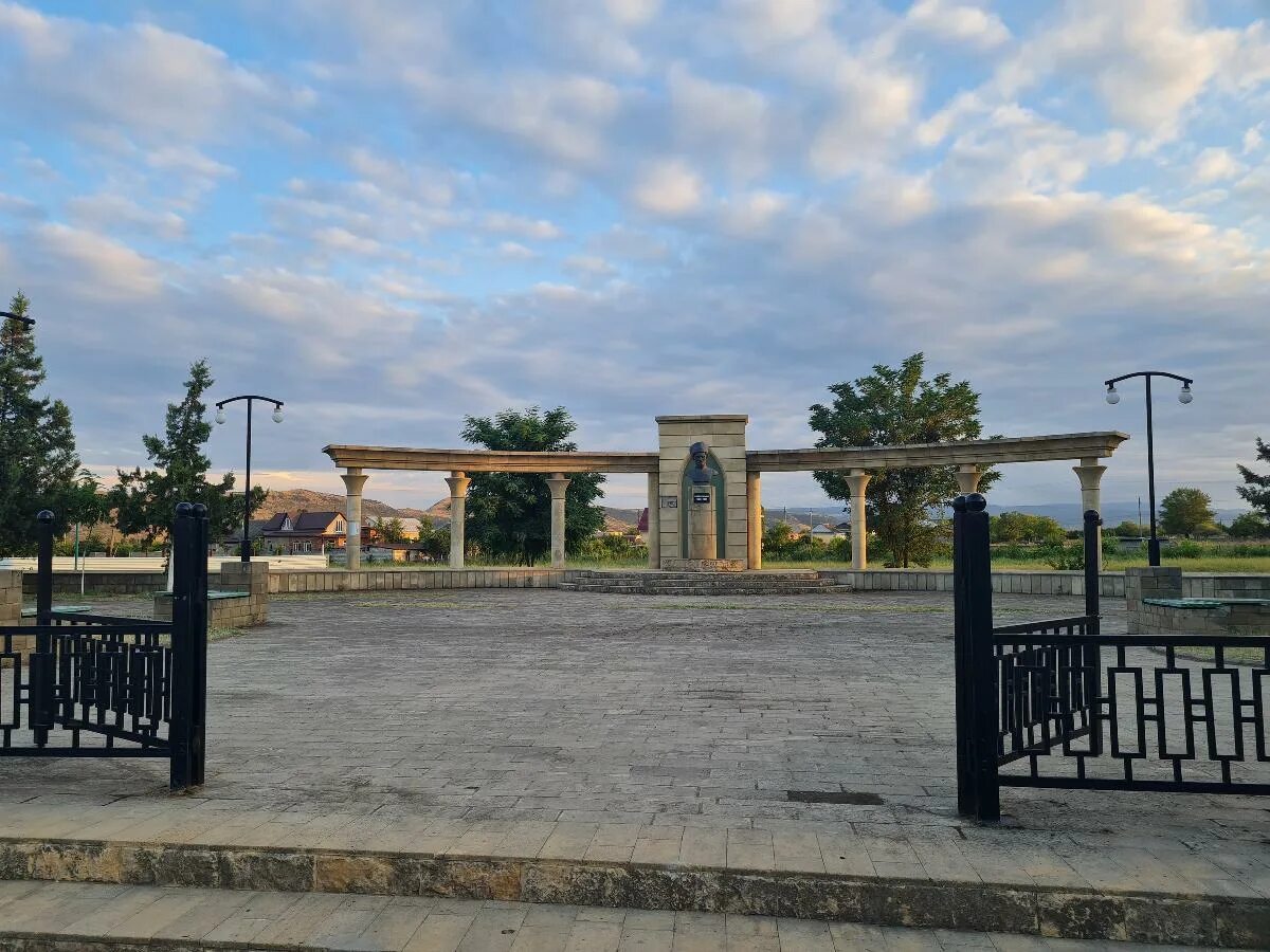 Цмур село в дагестане. Касумкент улицы. Мост в касумкенте. Музей победы цмур. Касумкенте телефоны.