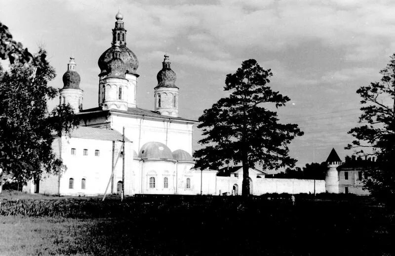 В тобольске во времена войны насчитывались десятки. Храм Святой Софии в Тобольске.