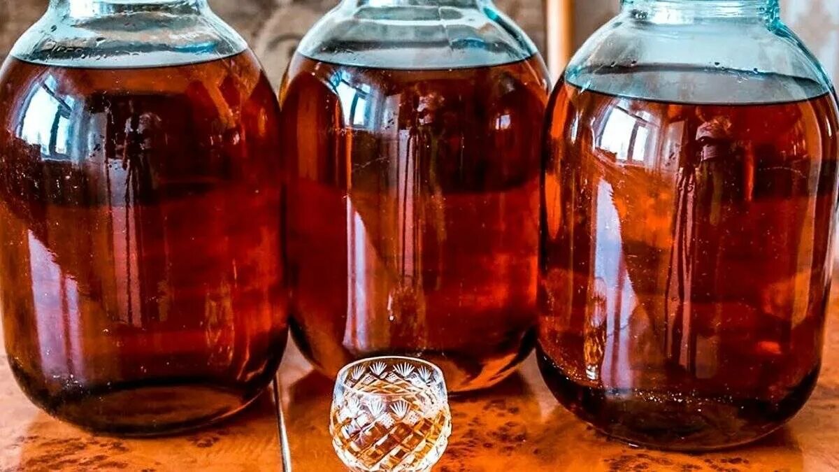 Как приготовить настойку самогона