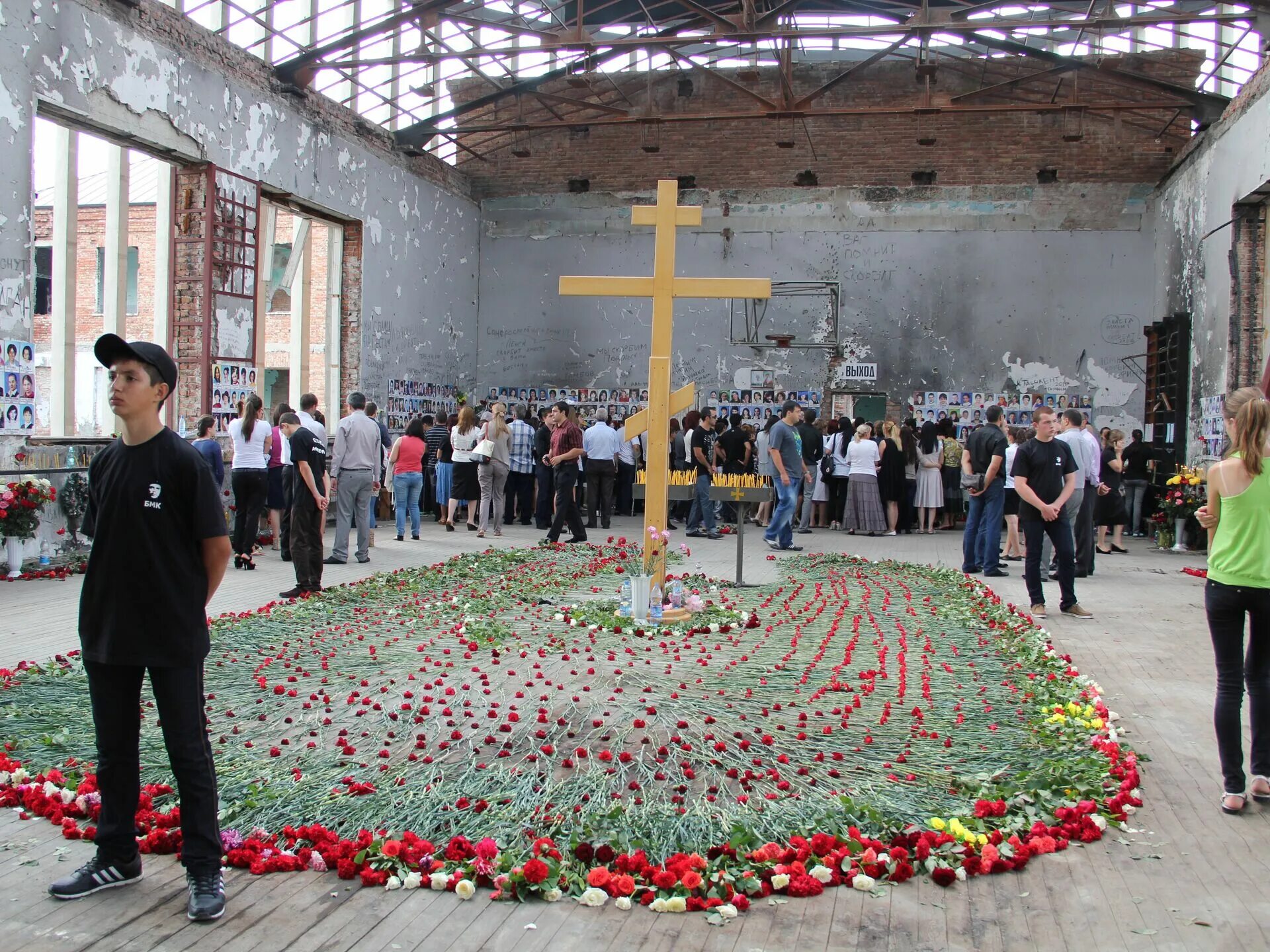 Школа беслан теракт сколько погибло детей