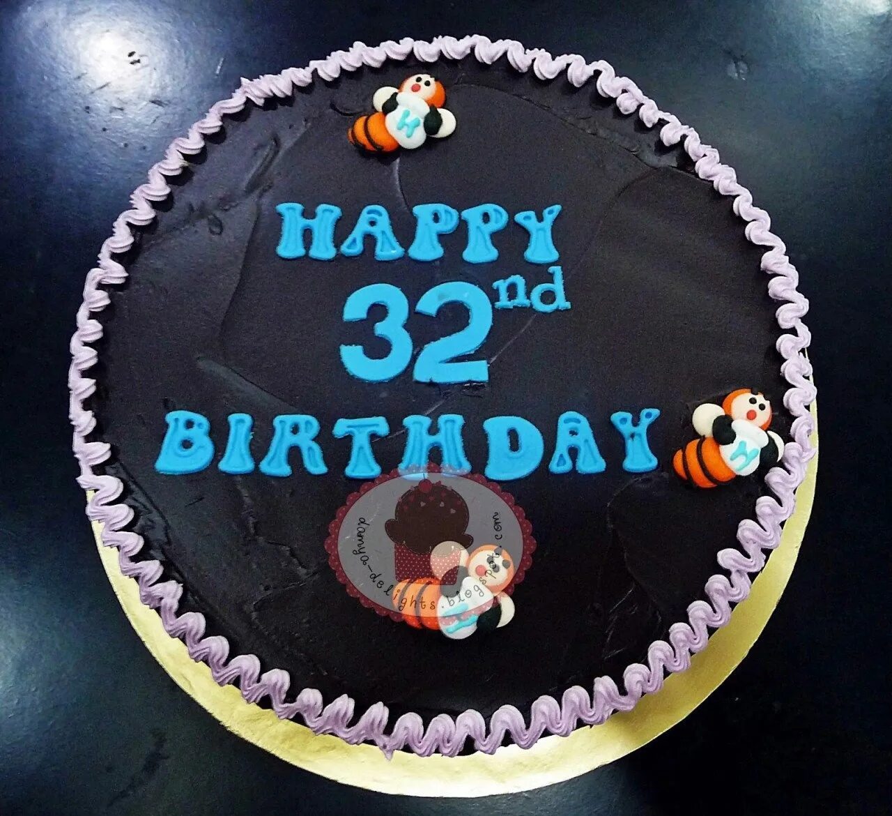 Поздравление с 32 летием. Торт на день рождения 32 года. Тортики на день рождения 32 года. С днем рождения 32. 32 Года день рождения.