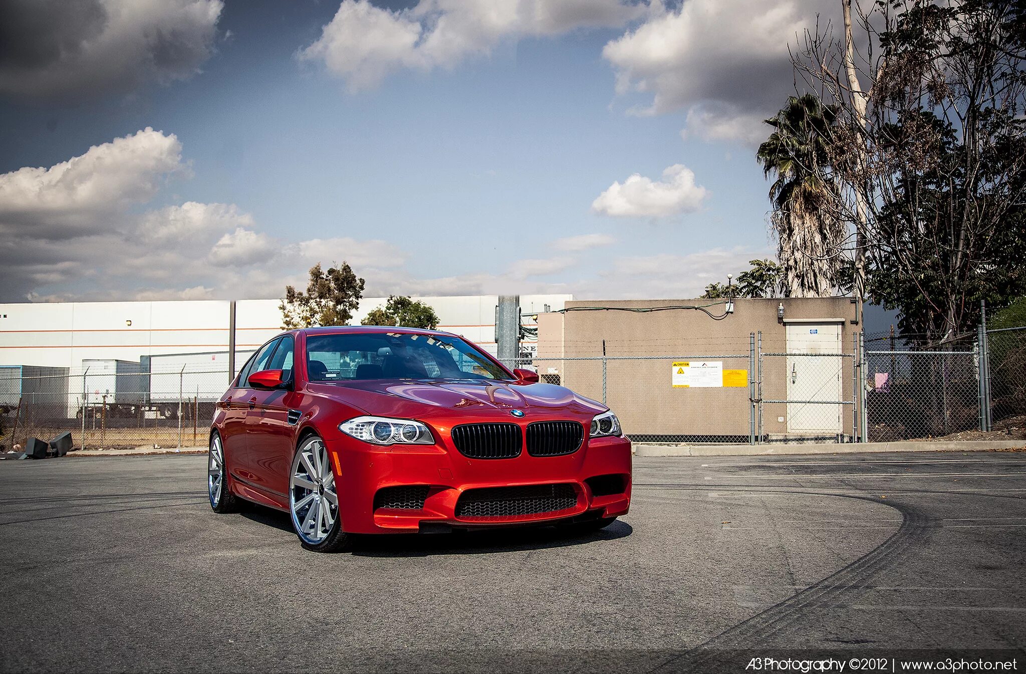 М5 цвет асфальт. BMW m5 f10. BMW m5 Red. BMW m5 f10 Red. Красная БМВ м5 f10.