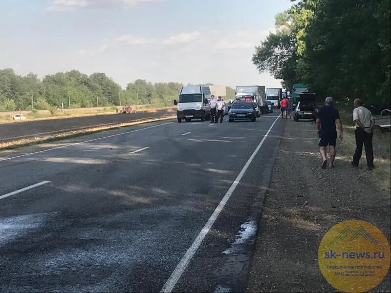 Новоалександровск аварии в Новоалександровске Ставропольского края. Авария в Новоалександровске. Авария Новоалександровский район. ДТП на трассе Новоалександровск — Кропоткин. Гисметео новоалександровск ставропольский край