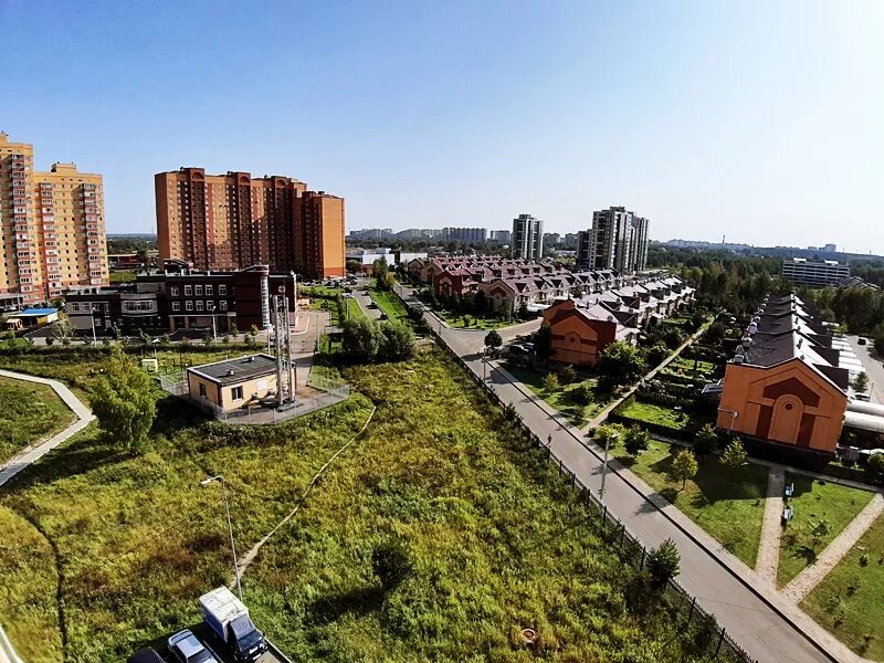 г. московская область, г. сергиев посад молодежная. красный путь 14а арзамас. химки молодежная 1.