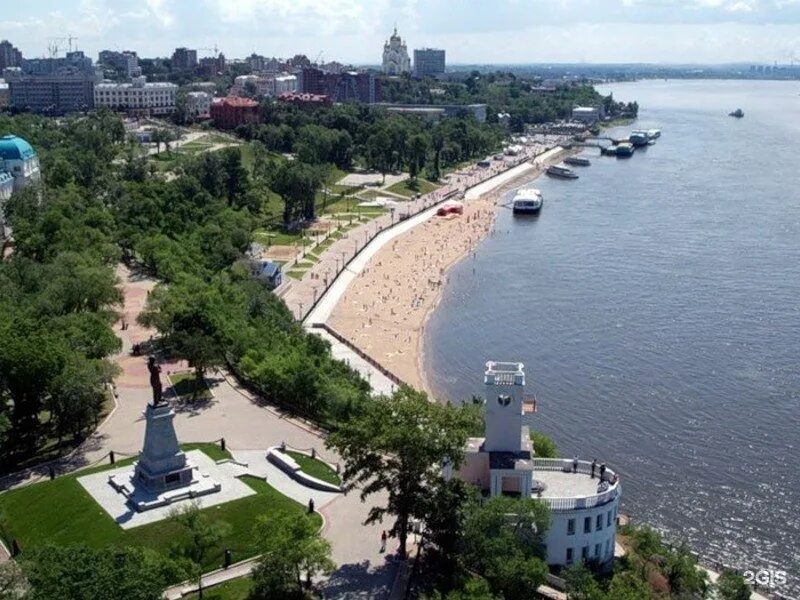 Парк Муравьева Амурского Хабаровск. Парк на набережной Хабаровска. Парк Муравьева Амурского Хабаровск лестницы. Амурская набережная Хабаровск.