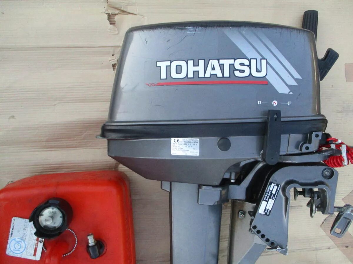 Tohatsu 9.8 s. Лодочный мотор Тохатсу 9.8. Tohatsu двухтактный Лодочный мотор 20 л.с. Tohatsu 15 2-х тактный. Tohatsu 9.8 Yamaha 9.8.