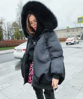 Пуховики с мехом 2023