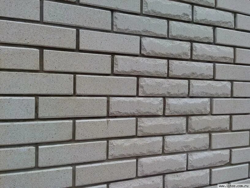 Покраска силикатного кирпича. Покраска кирпича. Крашеный силикатный кирпич. Покраска кирпичной кладки. Покраска силикатного кирпича.