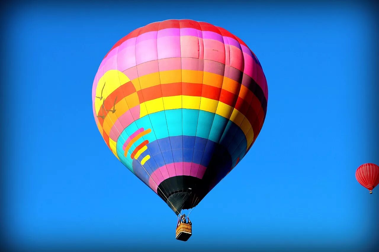 Про воздушный шар. Воздушный шар. Воздушный шар настоящий. Воздушный шар летательный аппарат. Воздушные шары на которых летают.