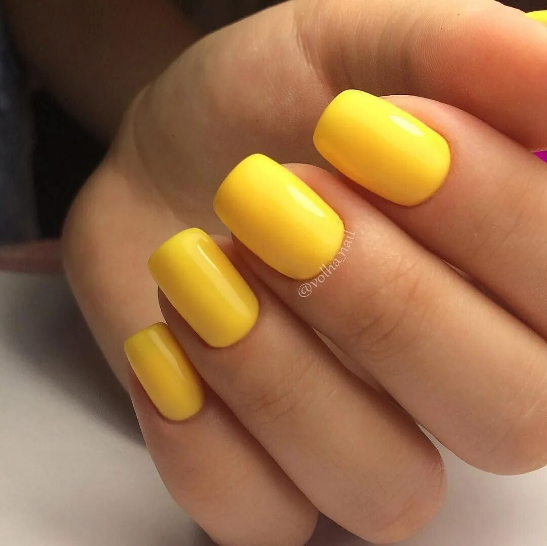 Маникюр желтый лак. Маникюр желтый с белым. Маникюр жёлтый с розовым. Красивые желтые ногти. Желтые ногти.