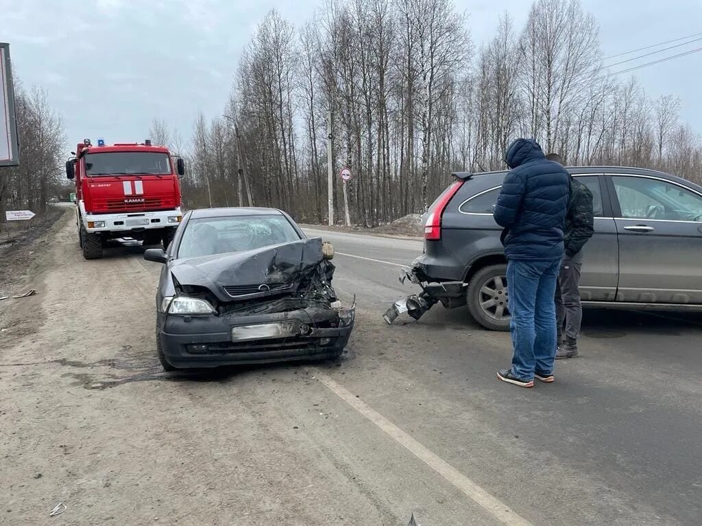 Дорожно-транспортное происшествие. Фото аварий автомобилей. Авария в Ленинградской области.