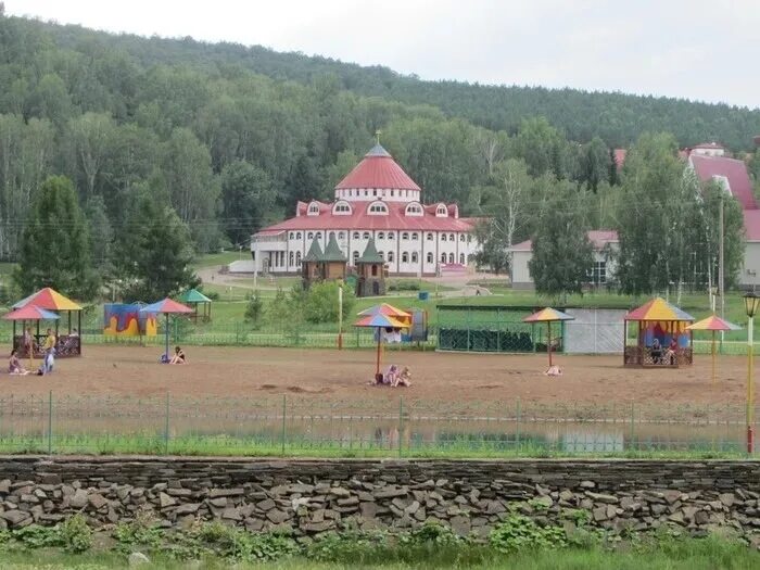 Красноусольский санаторий. Красноусольск озера. Мобилизация в башкирии красноусольск. Погода красноусольск башкирия на 14. Красноусольский поселок.