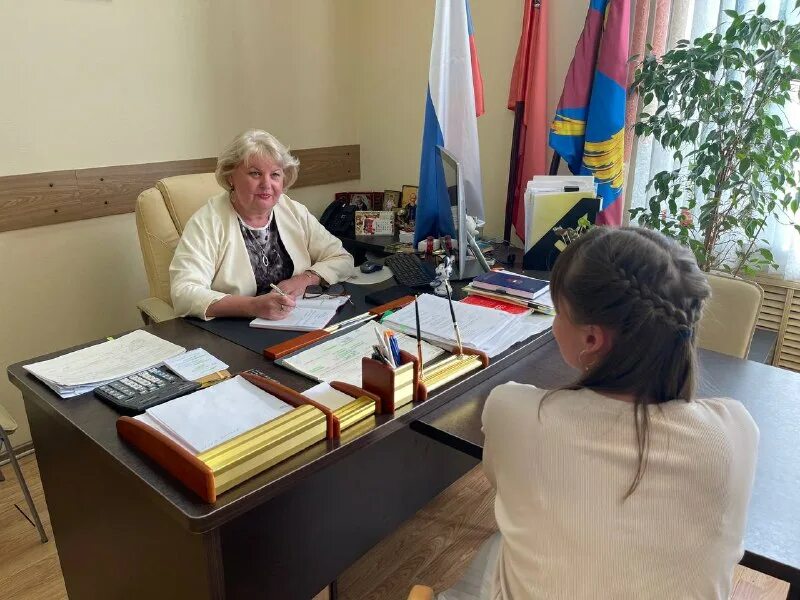 Бунтина виктория юрьевна. Бунтина виктория юрьевна начальник управления. Лицей 4 люберцы учителя. Виктория бунтина люберцы. Бунтина виктория юрьевна люберцы.