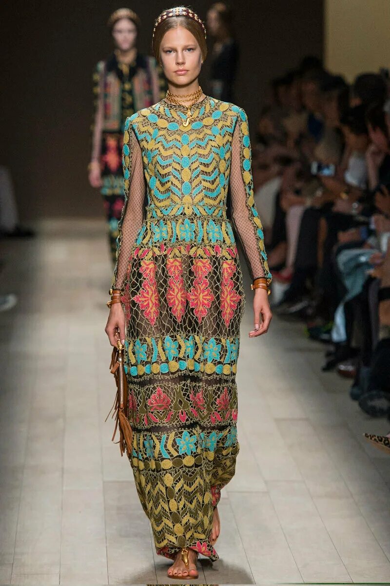 Collection 2014. Коллекция Valentino 2014. Valentino Spring Summer 2014. Valentino SS 2014. Этностиль Валентино.