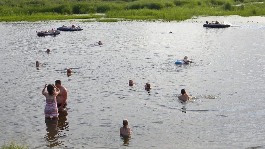Где купаться в мае в россии. Хорошие места для купание в Кувандыке. Белоруссия где купаться. Шадринский пляж. Пляжи в Кисловодске летом где искупаться.