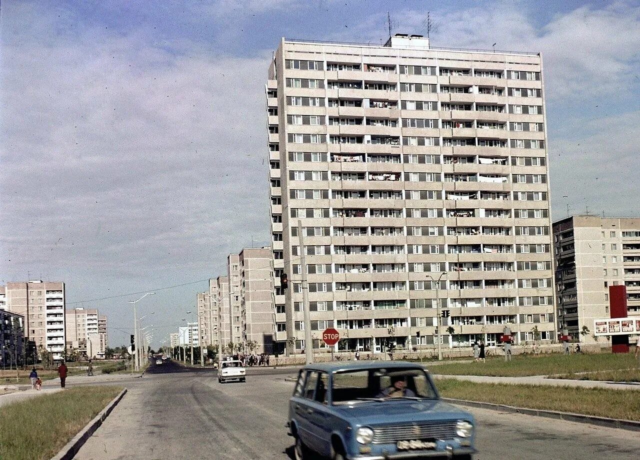 Дома 80х. Припять 1986. Город Припять 1986. Город Чернобыль до 1986. Город Припять 1986 год.