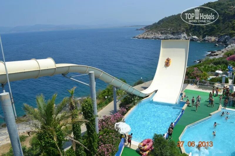 Pine bay турция кушадасы. Pine Bay Holiday Resort Кушадасы. Pine Bay отель в Кушадасы лифт. Pine Bay Holiday Resort Club Family Room. Отель Пайн Бэй Холидей бассейн на крыше.