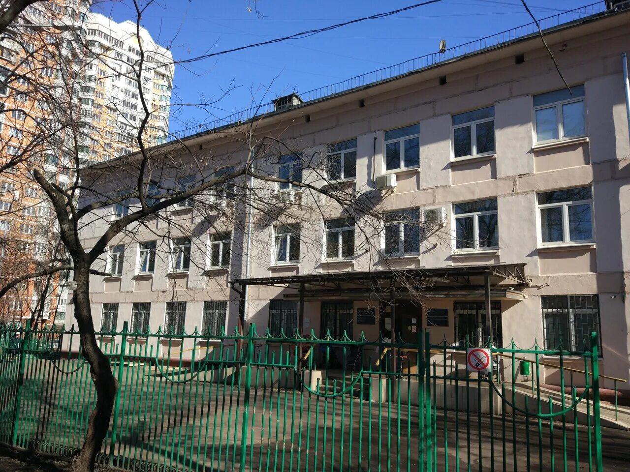 детский городской травматологический пункт. вертковского 3 детская новосибирск 1 поликлиника. гбуз нсо "городская клиническая больница 25".