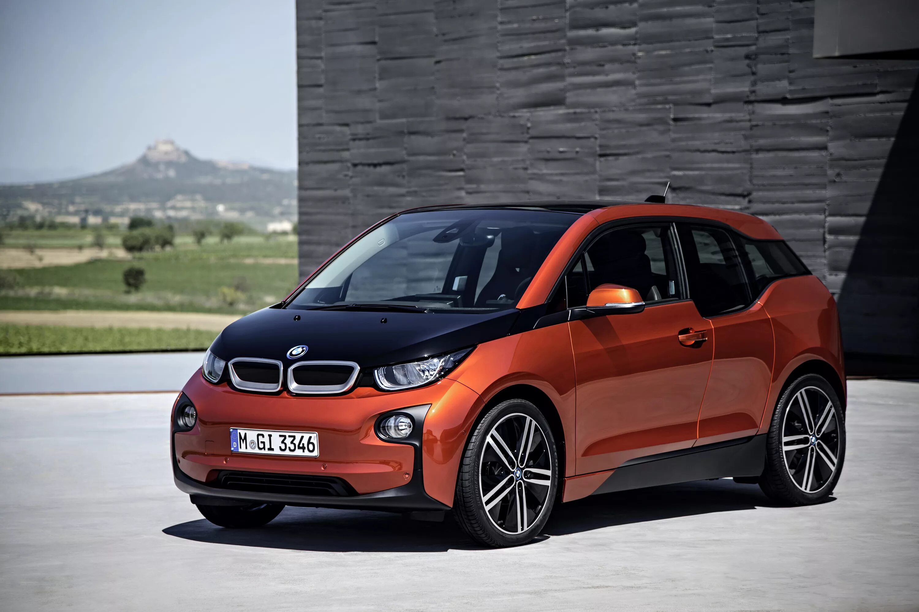 Bmw i3 2013. Bmw i3 2014. Bmw i3 2022. Электро bmw i3. Бмв i3 2015.