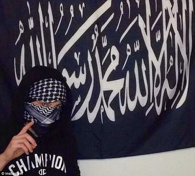 We are the seekers of shahada nasheed. Шахада Аль Каида. Флаг джихада. Исламский черный флаг. Символ джихада.