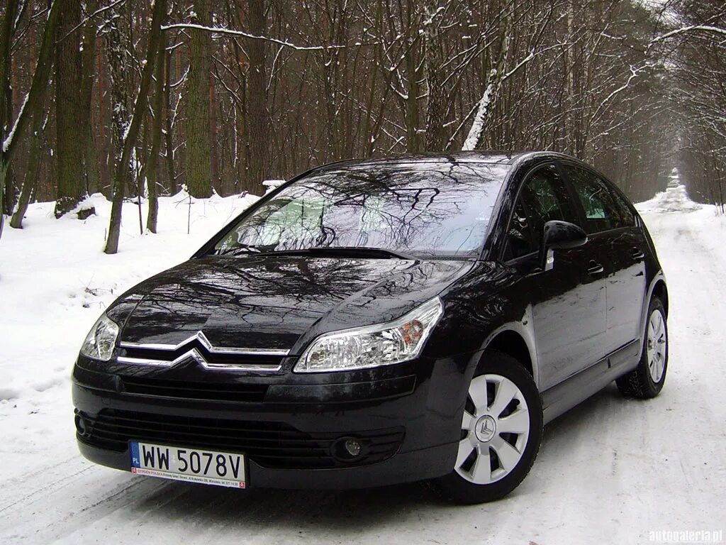 Citroen c4 2006. Ситроен с4 хэтчбек 2006. Ситроен с4 черный. Ситроен с4 хэтчбек 2005 года. Купить ситроен 2006 года