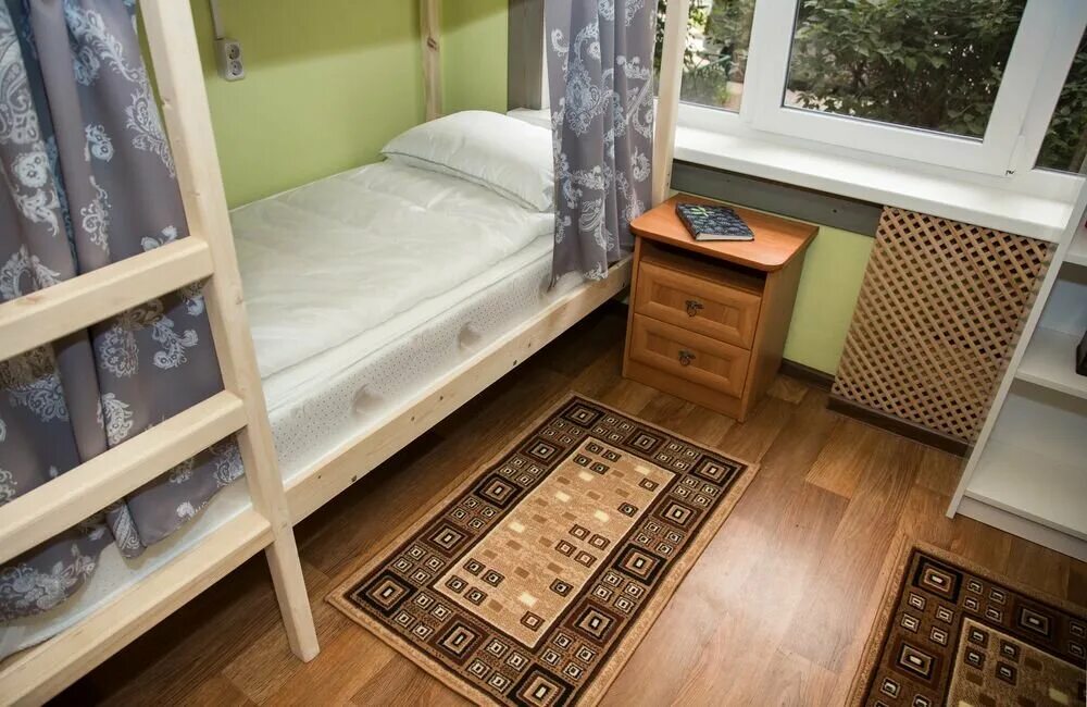 хостел рус парк культуры. комната в хостеле москва. хостел русь рязанская область. хостел ул василисы кожиной. хостел парк победы.