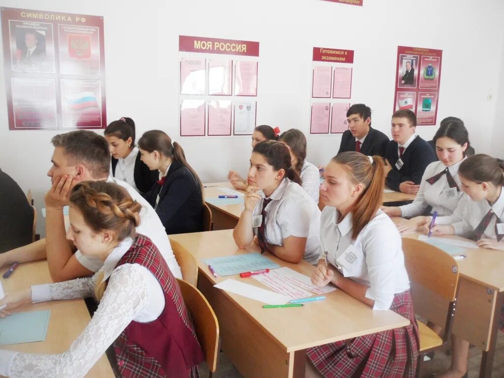 Гимназия ивантеевки саратовской. Гимназия ивантеевка саратовская область. Гимназия ивантеевка саратовская область. Гимназия село ивантеевка саратовская область. Гимназия село ивантеевка саратовская область.