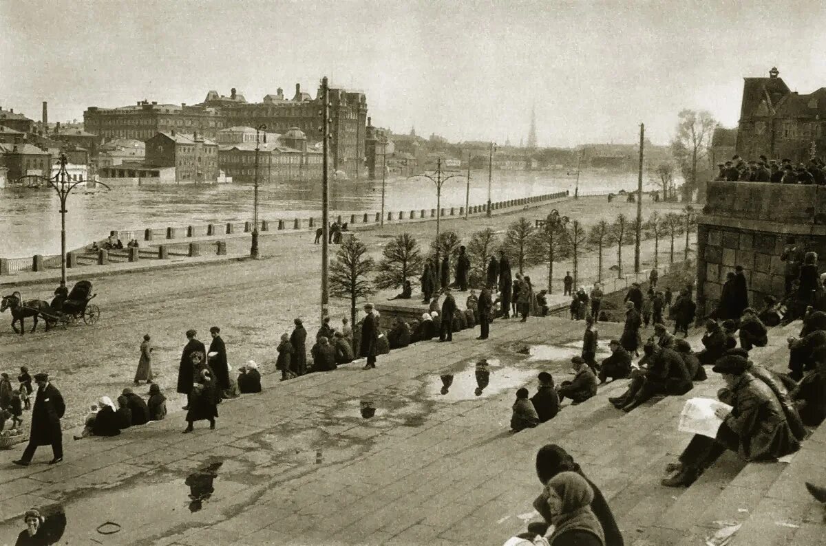 5 января 20 года. Набережная Москвы реки Дорогомилово 1930. Москва 1920 год. Москва 1920 годов фото. Наводнение 1926 года в Москве.