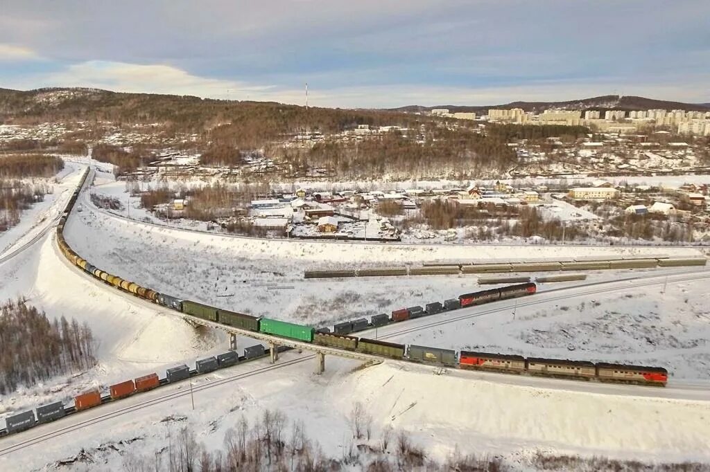 Красноярск таксимо. Байкало-Амурская магистраль Тында. Тында БАМ. БАМ железная дорога. Станция Тында.