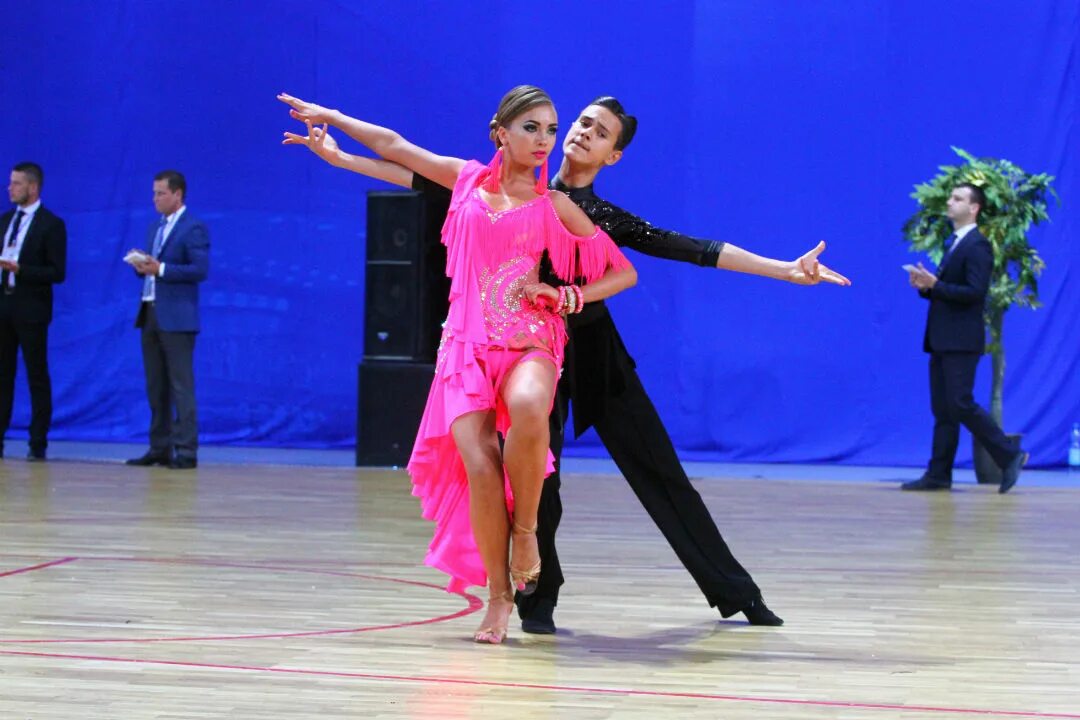 виват бальные танцы. дансфайл бальные танцы. иван мицкевич чемпион россии по танцам. дансфайл бальные танцы. бальные танцы.