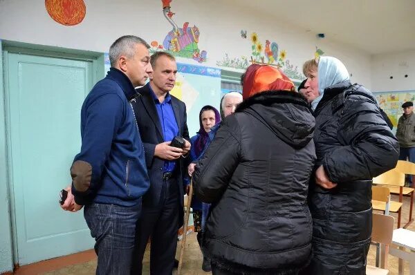 Сайт ефремовского районного суда тульской области. Павлов Хутор Ефремовский район. Глава администрации г Ефремова Тульской области. Павло Хутор Тульская область Ефремовский район. Глава администрации Ефремовского района Тульской области.