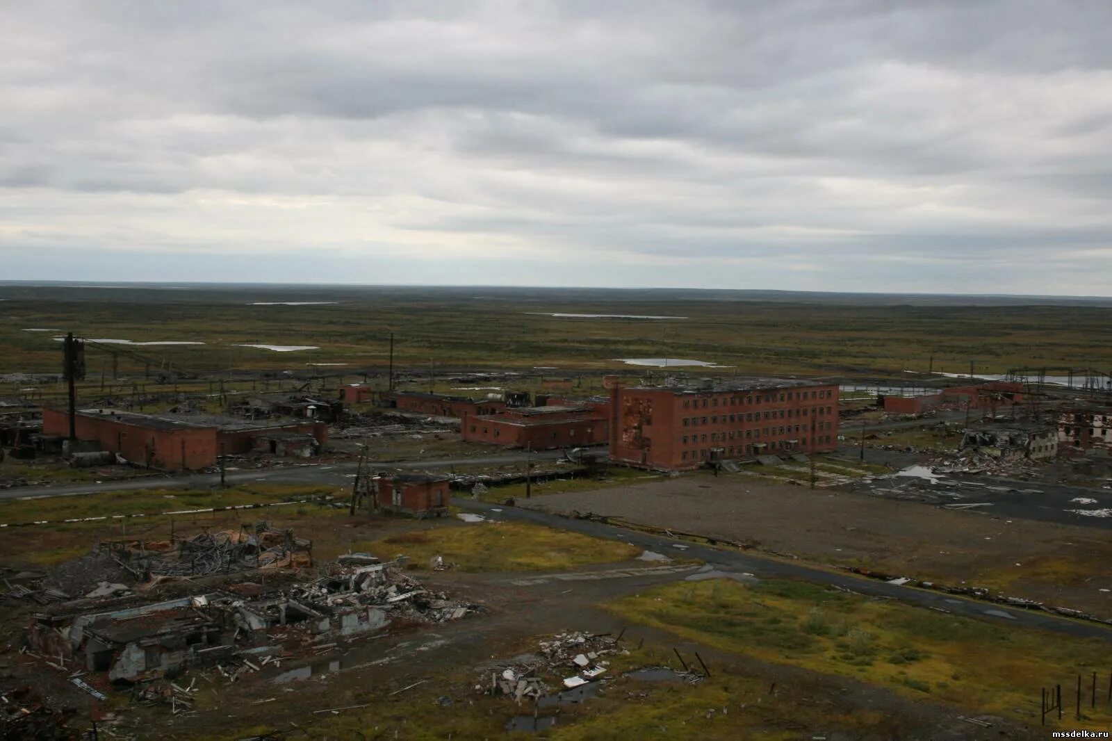 алыкель заброшенный поселок. посёлок алыкель норильск. алыкель заброшенный город. алыкель поселок призрак. город-призрак алыкель, это в норильске.