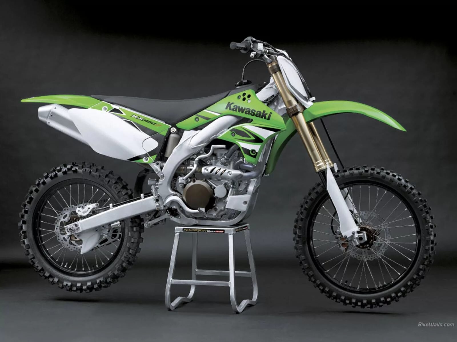 Кавасаки 450f. Kawasaki kxf 450. Кавасаки 450. Кавасаки кх 450 2023. Kawasaki kxf 450.